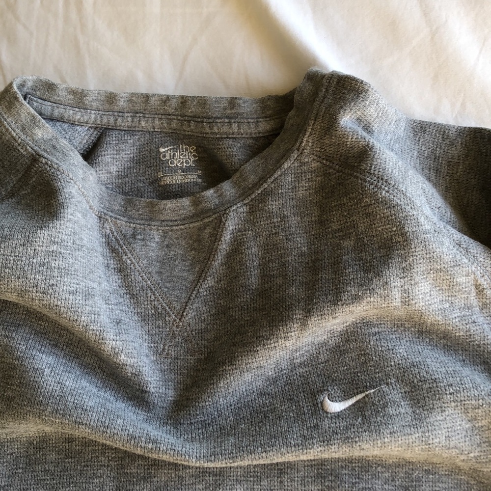 Nike thermal long sleeves